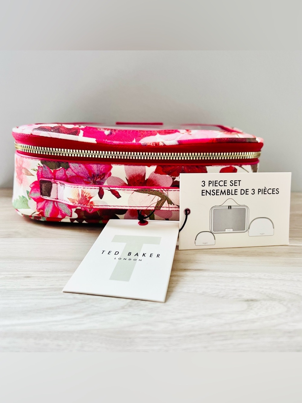 Ted Baker London Pink Floral 3-Piece Travel Cosmetic Bag Set NWT - Picture 3 of 4